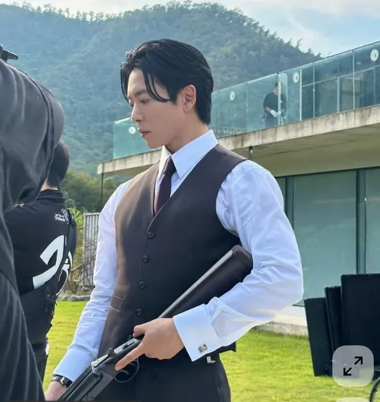 Mystery Solved: Viral K-Drama BTS Photo Identified, Sparks Hearing Protection Debate! cover