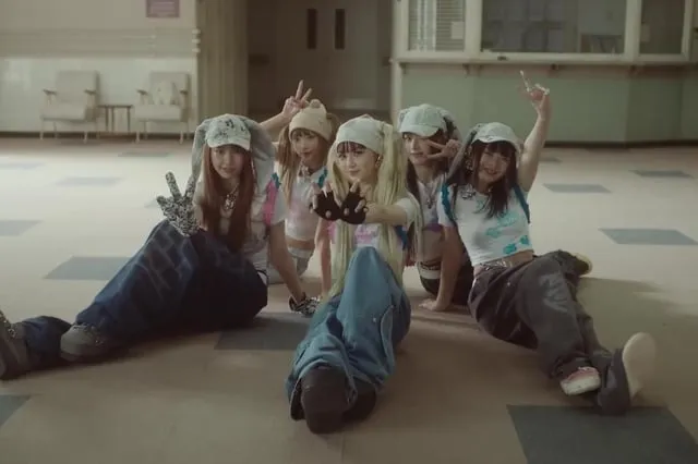 NewJeans' 'OMG' Performance Ver. 1 MV Soars to 400M Views, Fandom Shares Bittersweet Reflections cover