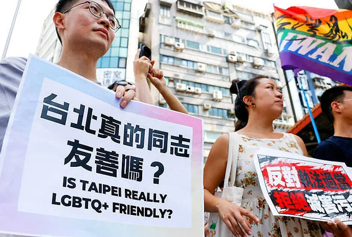 台北同志酒吧遭臨檢 民團批執法過當籲道歉 cover