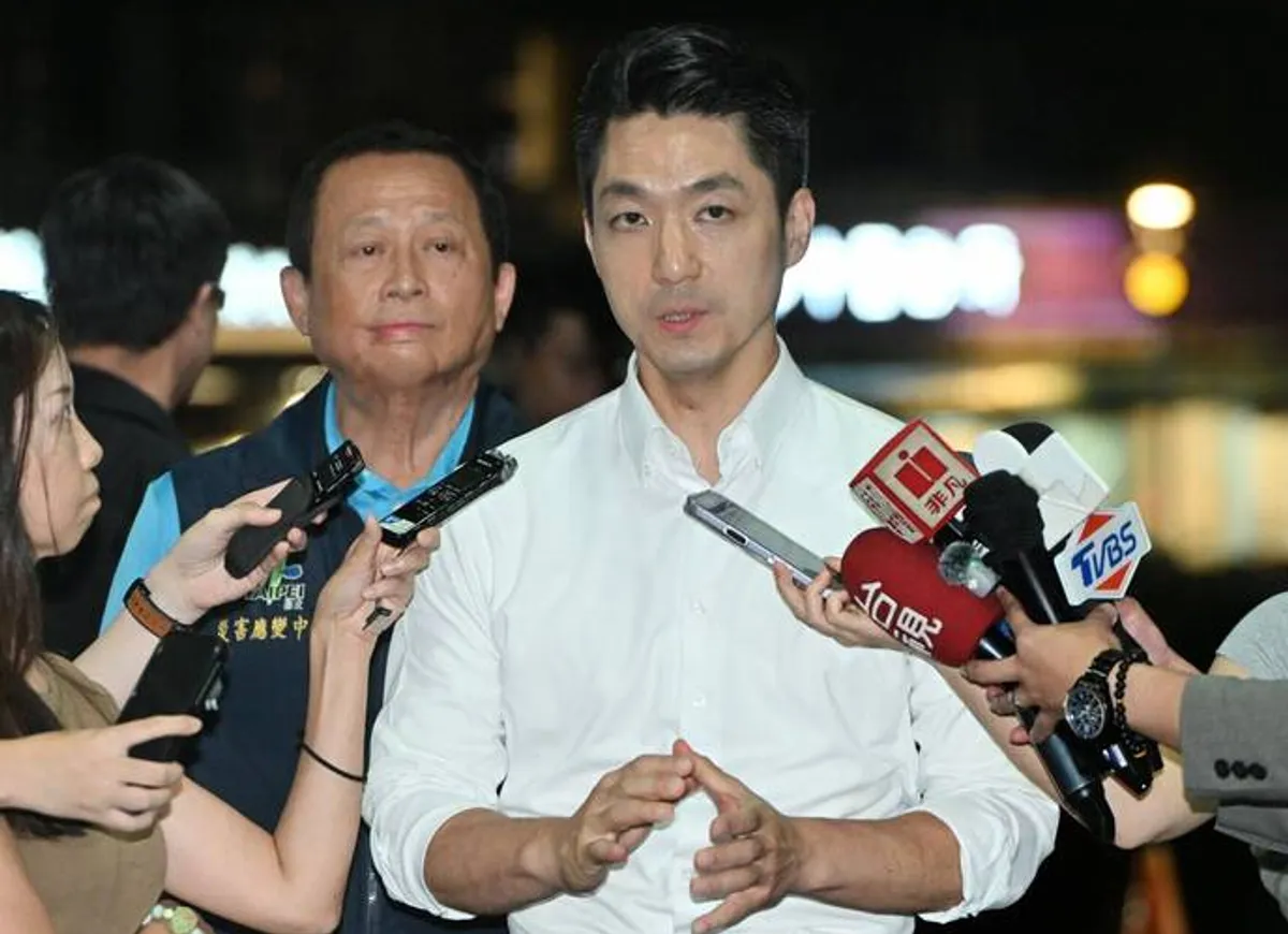 蔣萬安上專訪談大選布局 學者分析引發熱議 cover