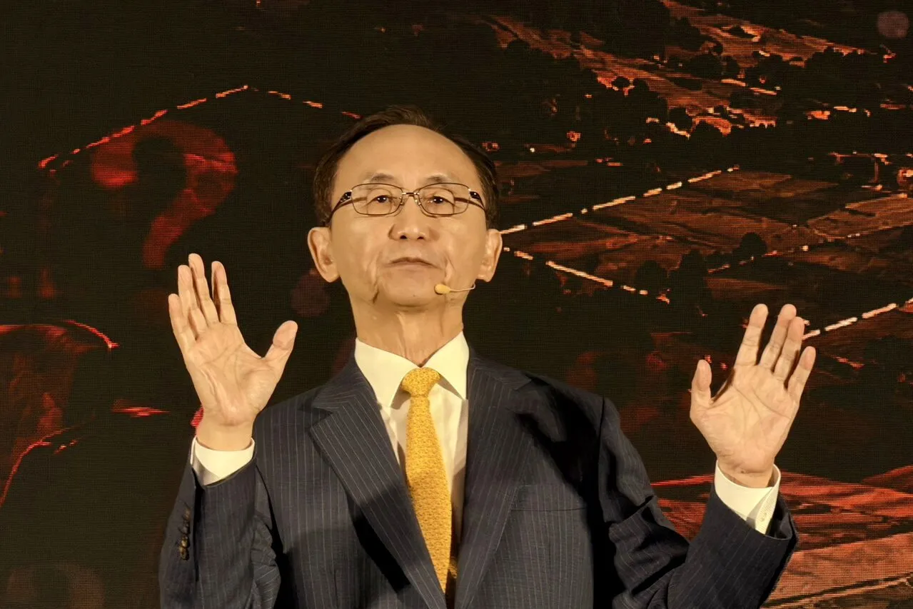 吳子嘉告鄭朝方土地交易逃稅上億 北檢專組偵辦 cover