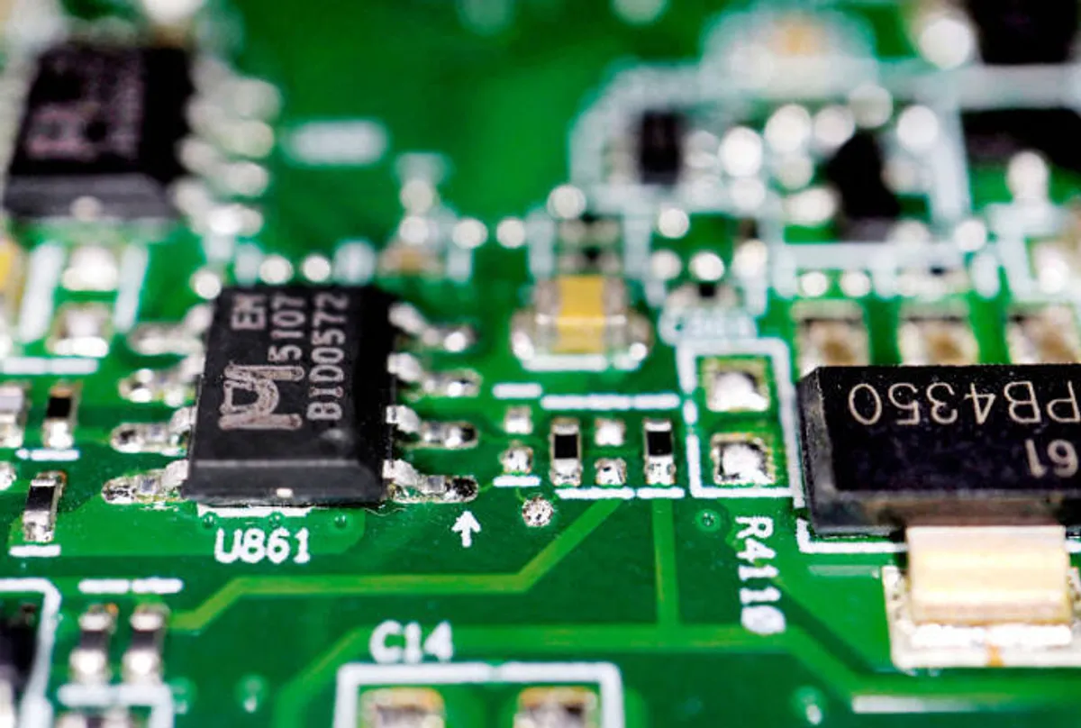 PCB上游材料缺貨漲價 PTFE成替代新焦點 cover