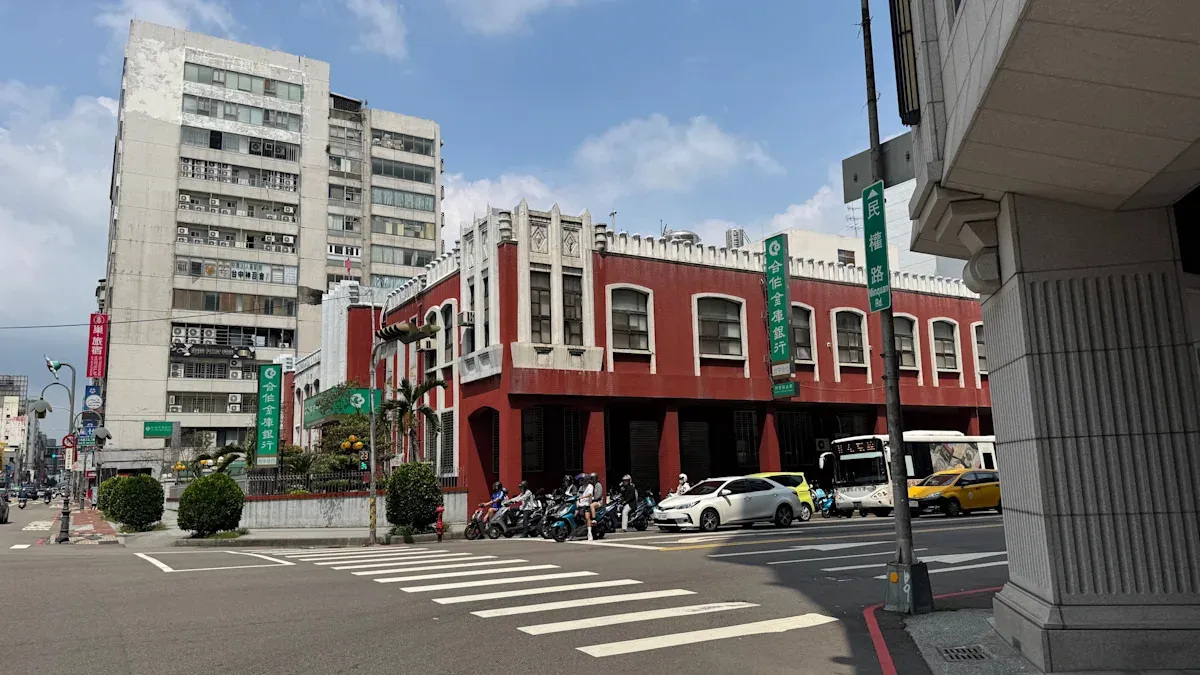 房貸從20年一路拉到40年，台灣人買房壓力怎麼變 cover