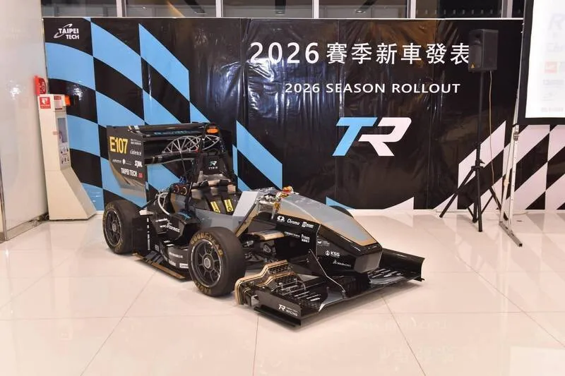 北科大TTR9賽車亮相 鋁合金單體車殼年底挑戰澳洲 cover