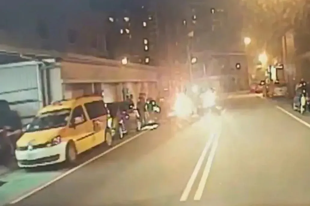 大溪校園周邊爆多人衝突 1傷送醫11人被帶回 cover